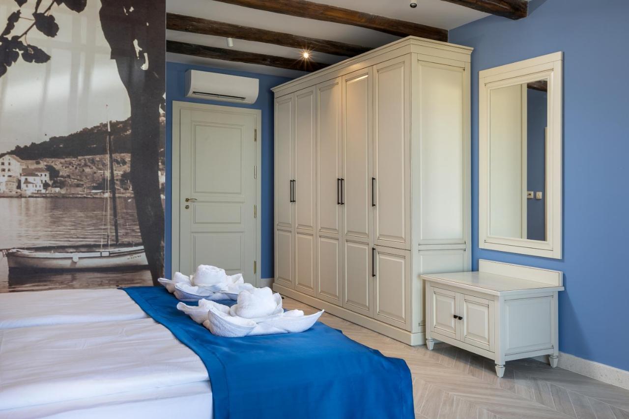Heritage Hotel Liberan Подгора Екстериор снимка