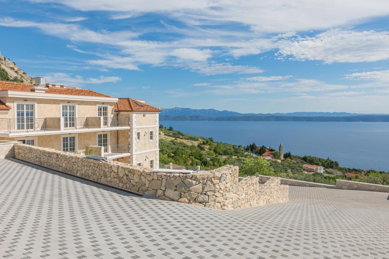Heritage Hotel Liberan Подгора Екстериор снимка