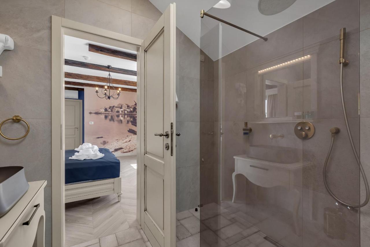 Heritage Hotel Liberan Подгора Екстериор снимка